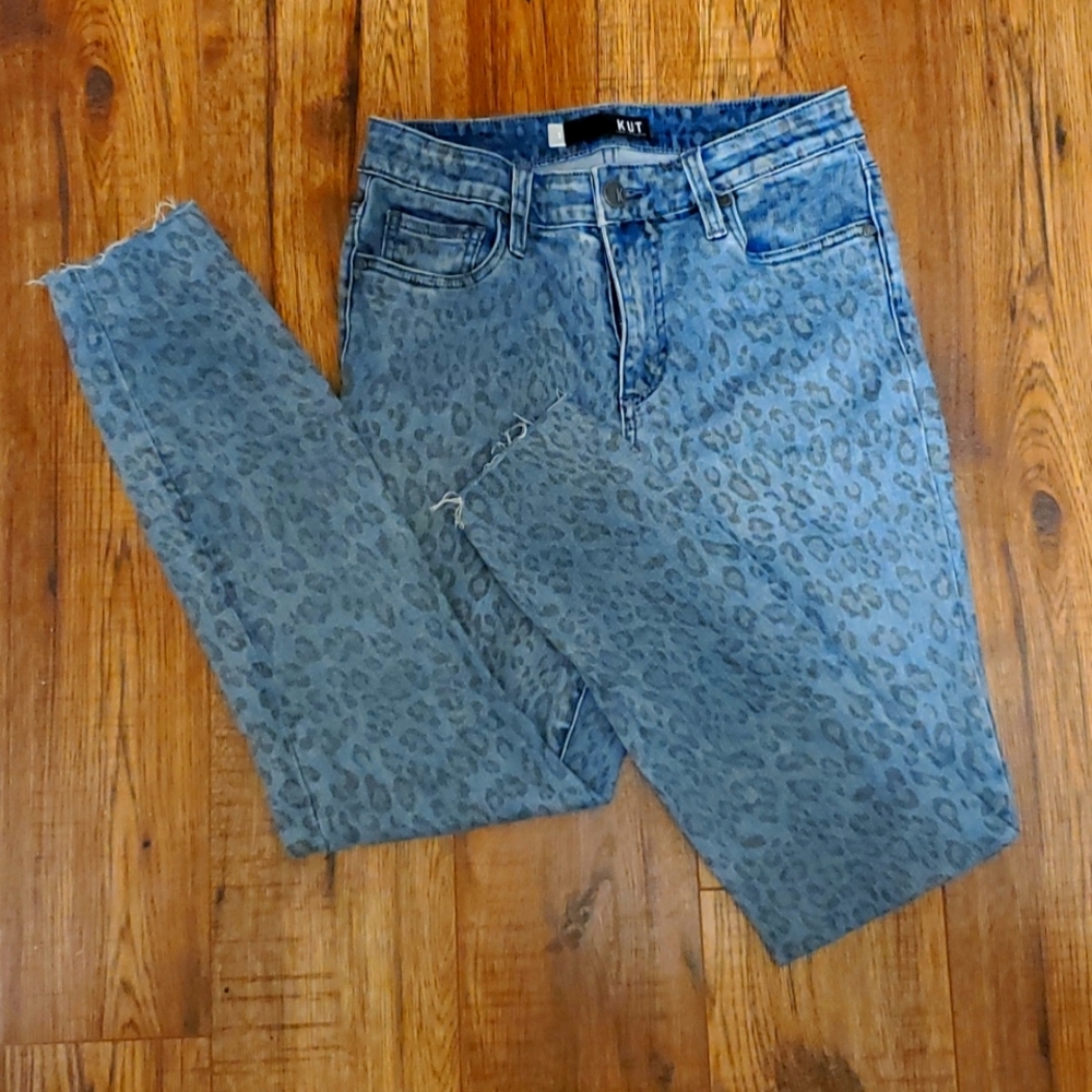 Kut Size 2 Cheetah Print Jeans